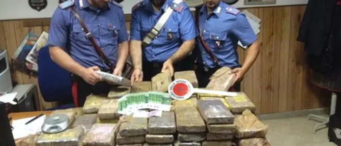 Sorpreso con oltre 100 chili di cocaina: un arresto nel Reggino