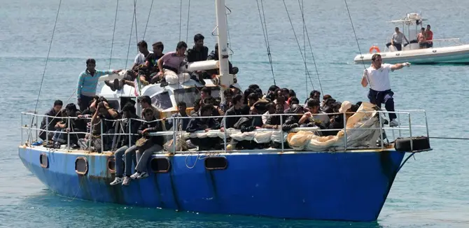 In arrivo 77 migranti a Roccella Jonica