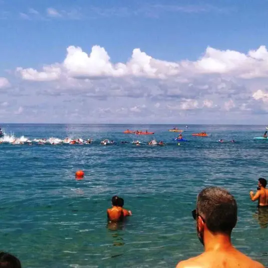 Paola, successo per il terzo trofeo di nuoto intitolato a San Francesco - VIDEO