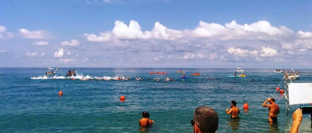 Paola, successo per il terzo trofeo di nuoto intitolato a San Francesco - VIDEO