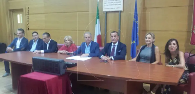 Lamezia, la giunta Mascaro cambia volto