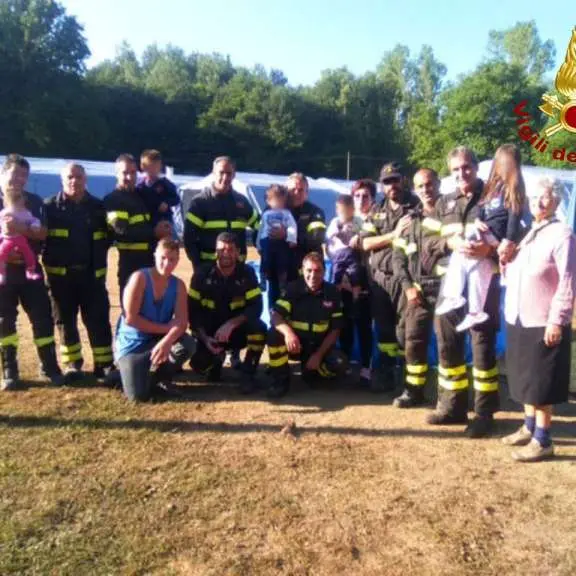 Vigili del Fuoco Calabria, donata una piscina ai bambini di Amatrice