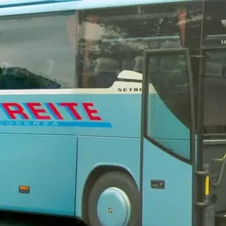 Intimidazione alla ditta Preite, spari contro autobus urbano di Cetraro