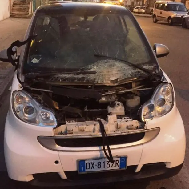 Intimidazioni a Cosenza, ordigni contro le auto del sindaco di Rende e di una farmacista (VIDEO)