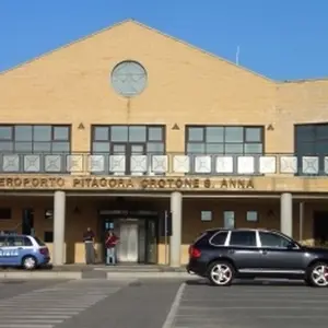 Aeroporto Crotone, revocato il sequestro della società di gestione