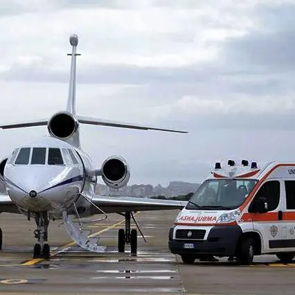 Bimba cade dal balcone, trasportata a Roma da un mezzo dell'aeronautica militare