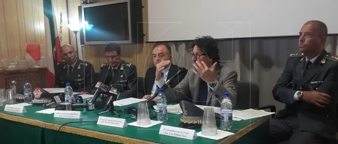 Bufera su Calabria Verde, arrestati dirigenti e funzionari (NOMI-VIDEO)