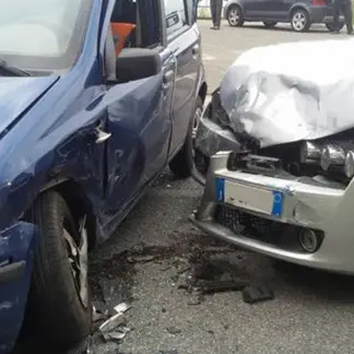 Ancora sangue sulla 106, incidente mortale a Cariati