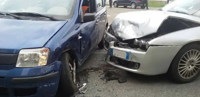 Ancora sangue sulla 106, incidente mortale a Cariati