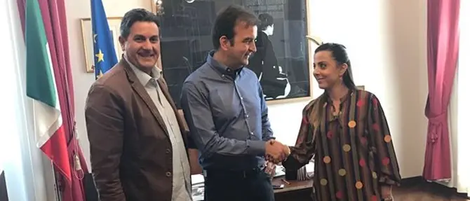 Cosenza, Occhiuto allarga la coalizione