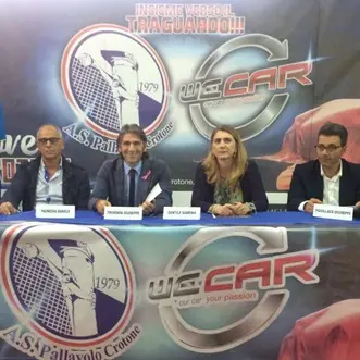 Crotone, presentata la nuova squadra di pallavolo femminile