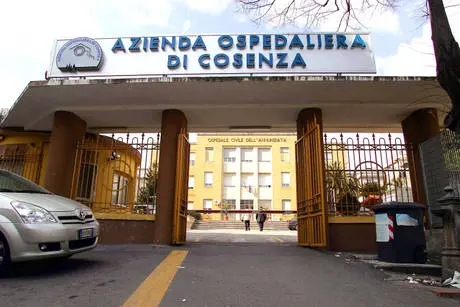 Furto agli uffici dell'Azienda ospedaliera di Cosenza