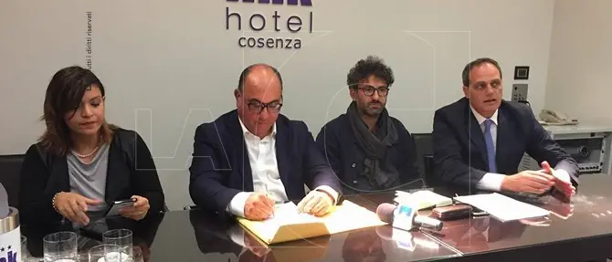 Guccione: «Irregolarità contabili nell’amministrazione Occhiuto»