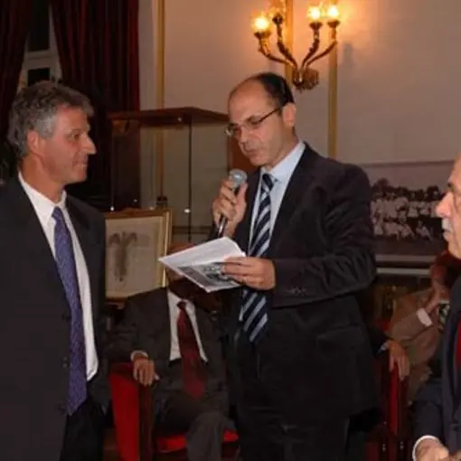 Cosenza, Circolo della stampa “Maria Rosaria Sessa”: Rosito è il nuovo presidente