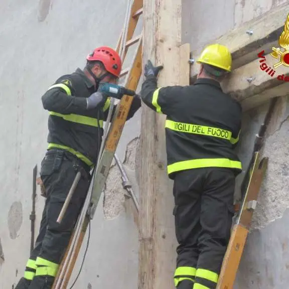 Messa in sicurezza dei siti, l'impegno dei Vigili del fuoco Calabria nelle zone del sisma