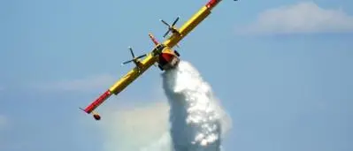 Calabria Verde, servizio elicotteri antincendio: tre indagati