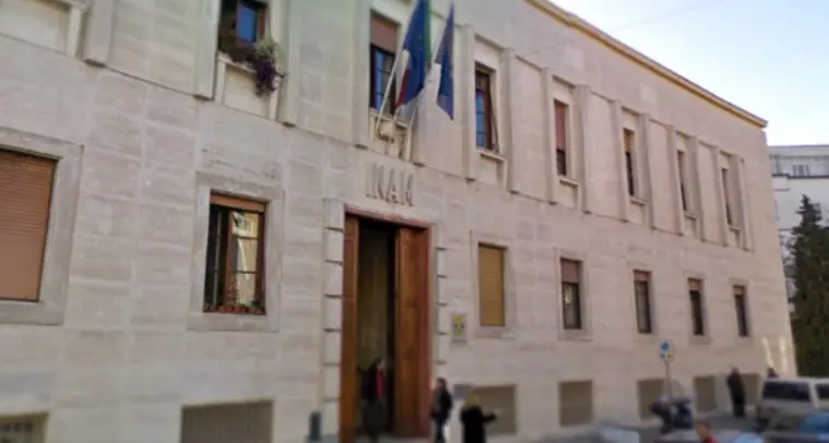 “Una guarigione miracolosa”: fa causa all'Asp e diventa direttore generale -VIDEO