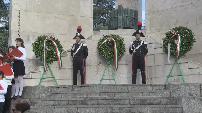 Cosenza, celebrazioni in occasione della giornata dedicata alle Forze Armate