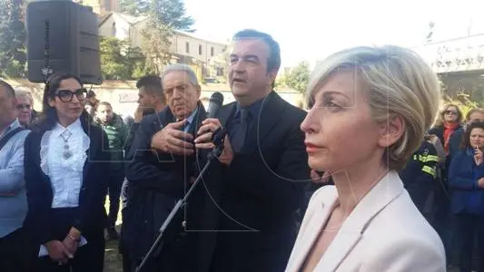 Cosenza, inaugurata la statua di Alarico