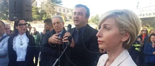 Cosenza, inaugurata la statua di Alarico