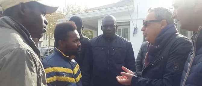 Il sindaco di Falerna vuole cacciare i migranti