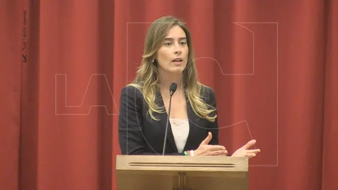 La ministra Maria Elena Boschi incanta Cosenza -FOTO