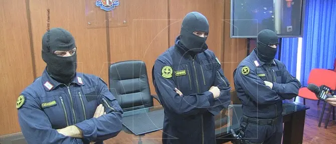 “Cuore di Rondine”, il libro del capitano Alfa presentato a Luzzi VIDEO