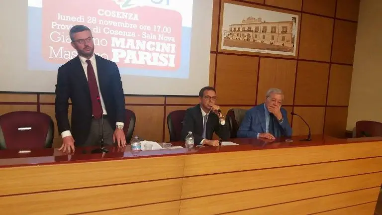 Cosenza, Mancini espone le ragioni del Sì