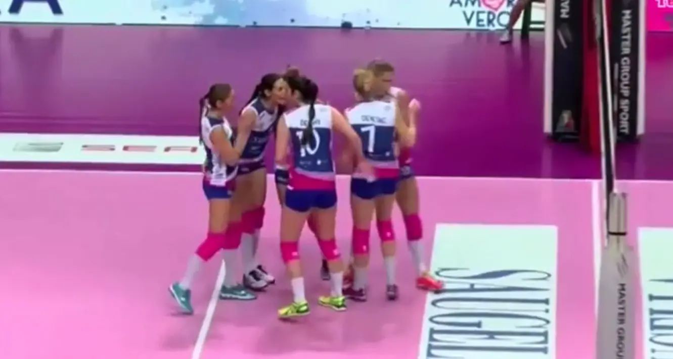 Volley femminile, per il Soverato una gara tra ex