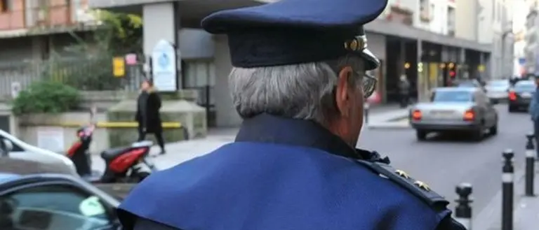 Lamezia: sequestrati 2.700 prodotti non conformi