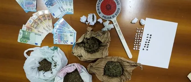 Droga in un centro d’accoglienza nel Vibonese: due arresti