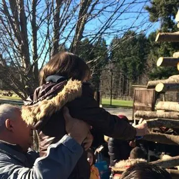 Un albero di Natale speciale per il Centro Visita del Cupone del Corpo Forestale