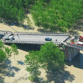 Un ponte della Sa-Rc crollato: è la bufala del giorno