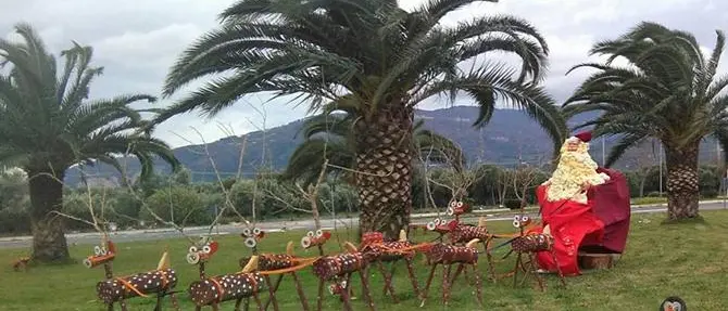 Aria di Natale a Lamezia, così la città si veste a festa (FOTO)