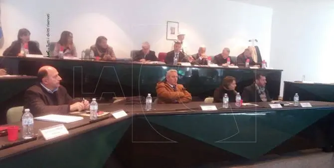 Rende, si dimette il presidente del Consiglio. Rimpasto in giunta ancora lontano