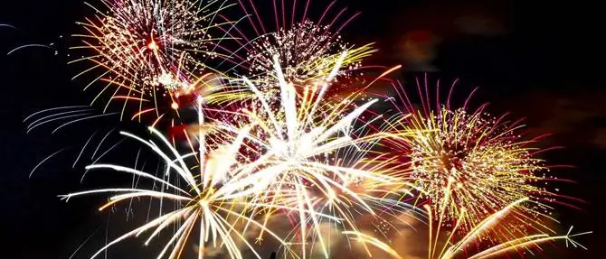 Capodanno in Calabria, musica in piazza per salutare il 2017