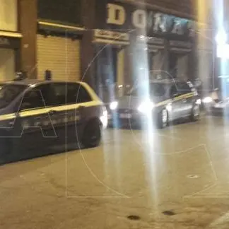 Furti a Cosenza, operazione coordinata dalla Procura per l’esecuzione di 7 arresti -Video