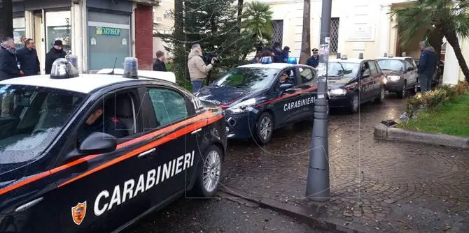 “Incastrati” dalle immagini di videosorveglianza: sgominata banda di ladri a Cosenza (FOTO)