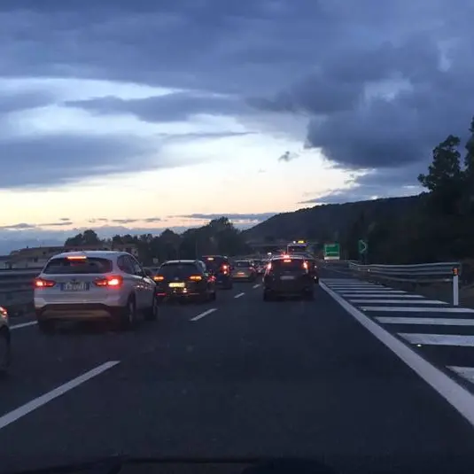 Controllo catene sull’autostrada, oltre 3 chilometri di coda tra Lamezia e Falerna