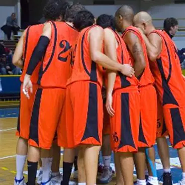 Basket, Reggio fermata da Legnano