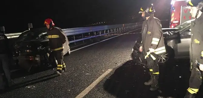 Scontro tra auto a Catanzaro: muore un 54enne