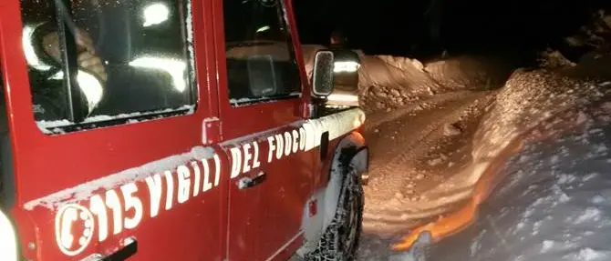 Emergenza neve, Vigili del fuoco calabresi a sostegno delle popolazioni colpite dal terremoto