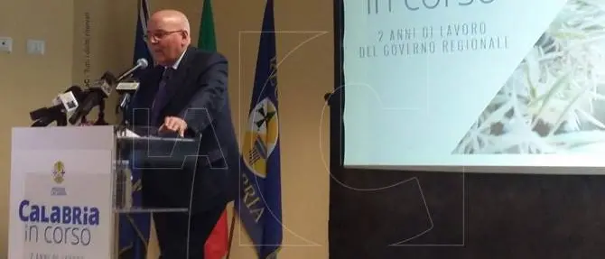 Regione: il presidente Oliverio presenta il Report dei primi due anni di attività