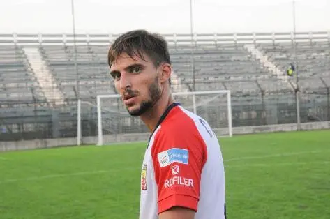 LEGA PRO | Vibonese-Cosenza 1-1: un gol pazzesco di Calamai rovina la festa ai ragazzi di Campilongo