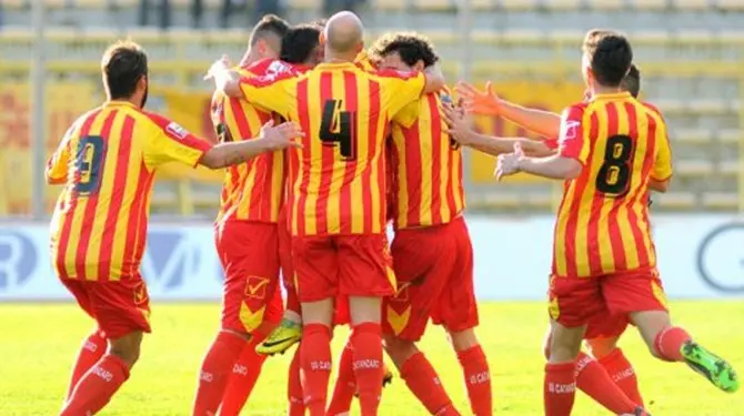 LEGA PRO | Colpaccio del Catanzaro mentre la Reggina spara a salve