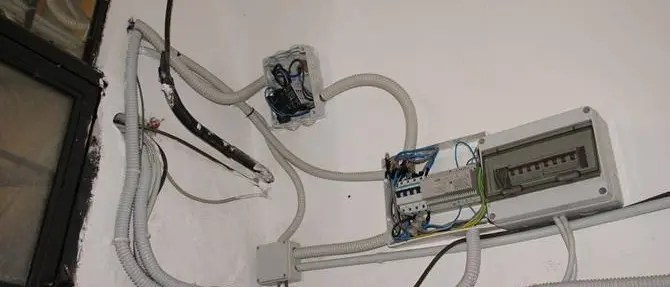 Furto di gas metano: 4 arresti nel Reggino