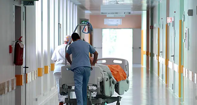 Il prezzo di ammalarsi in Calabria:\u00A0quando il diritto alla salute diventa una prova di resistenza quotidiana\n