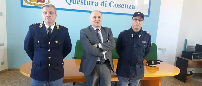 Cosenza, poliziotto-medico salva la vita ad una bambina di tre anni