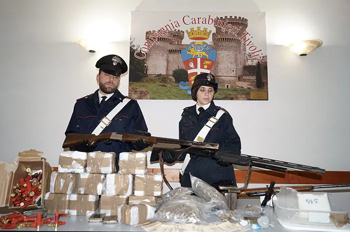 Blitz a Castel Madama (Rm): rinvenuti fucili e droga, arrestati 4 calabresi (VIDEO)