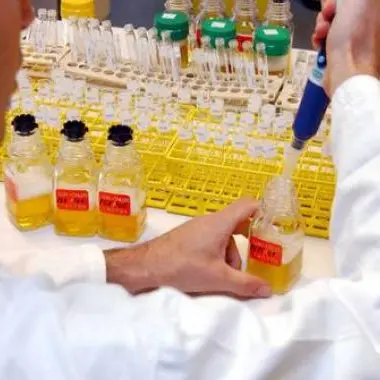 Sanità, il Tar sospende il decreto sull’aggregazione dei laboratori privati